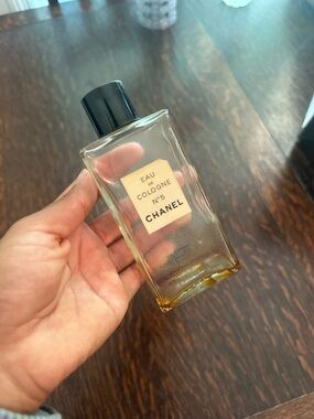 VINTAGE CHANEL No.5 Eau de Cologne Bottle - Clear Glass with Black Cap